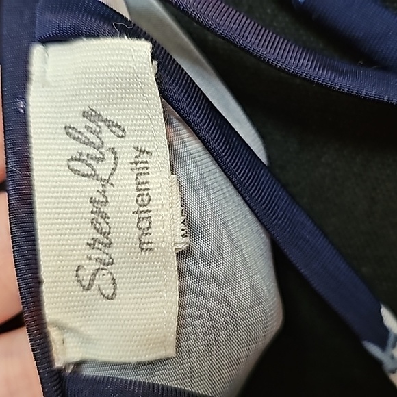 Siren Lily Maternity Dress - Picture 5 of 6